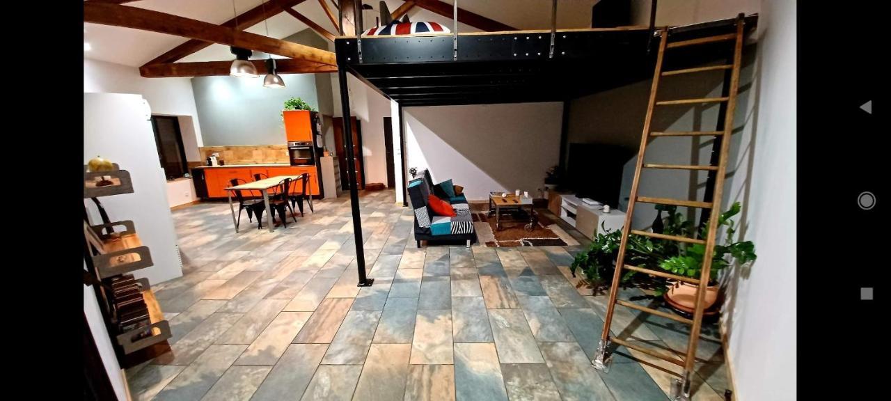 Maison chaleureuse entre Terre et Mer. Agde Extérieur photo